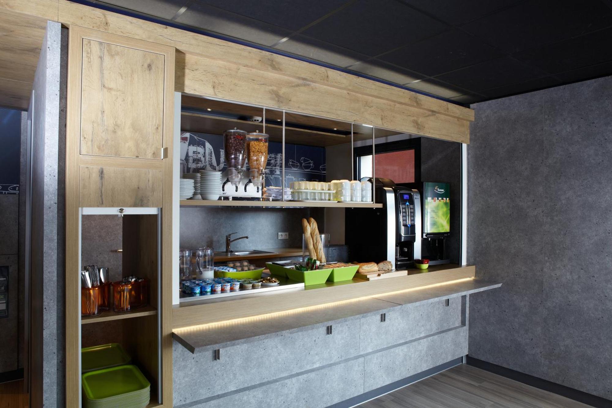 Ibis Budget Pontarlier Eksteriør billede